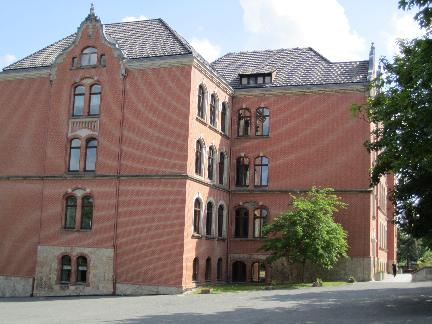 Schulhof